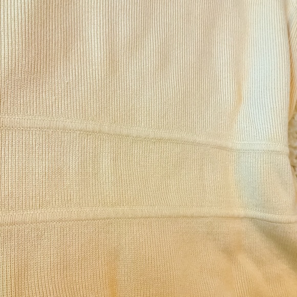 SOLD Vintage Liz Claiborne Pastel 100% Silk Top - Picture 4 of 6
